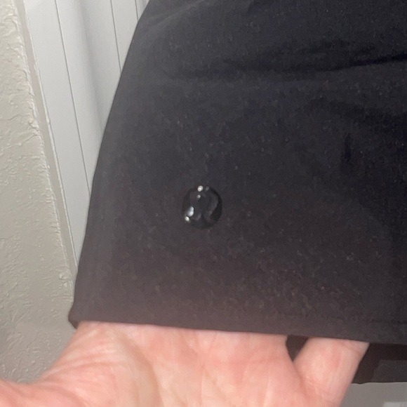 Lululemon Rollin' With My Om'ies Tank Black 2014 Style Number: W1F56S Draped 6 - Picture 7 of 7